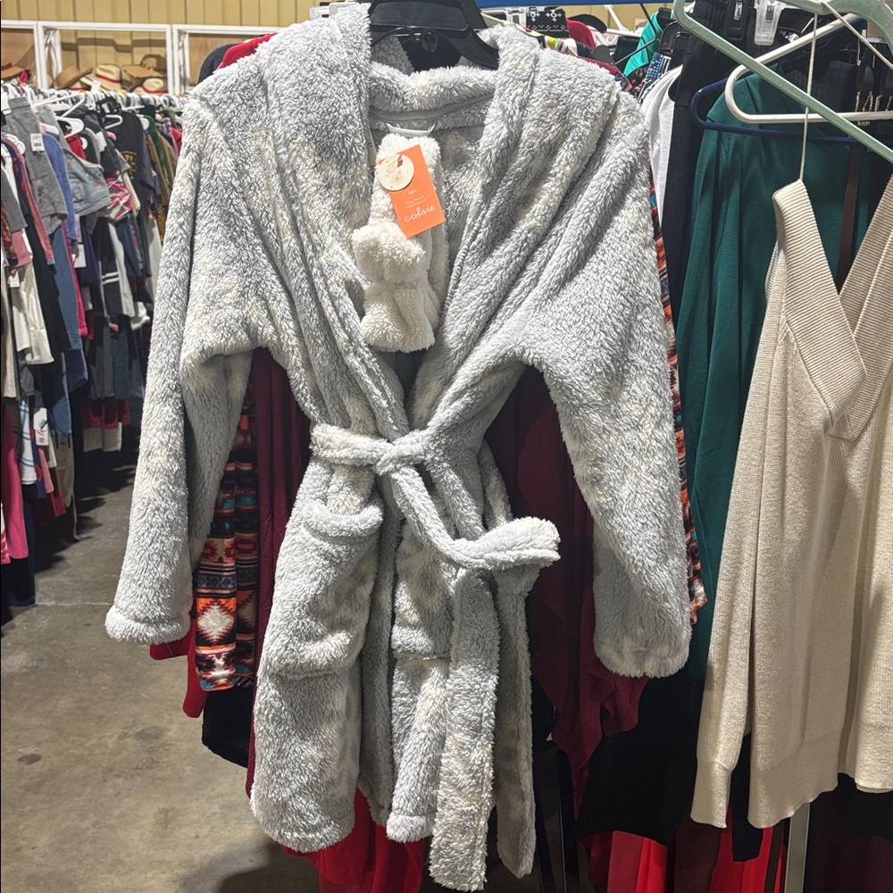 Cozy Snowflake Hooded Robe